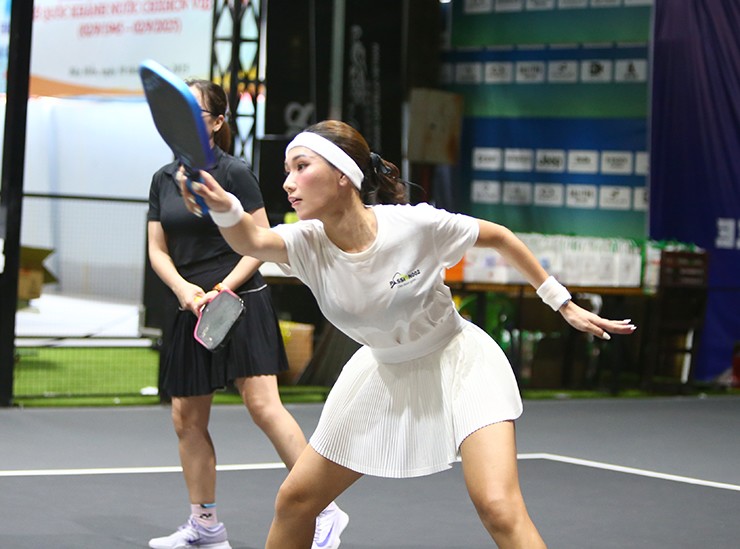 Người đẹp Moon Võ ghi điểm ngoạn mục pickleball, khóc vì mất chức vô địch - 6