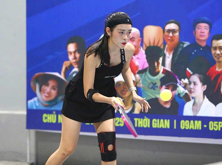 Diễn viên Diệp Bảo Ngọc rướm máu khi thi pickleball, sưu tập hàng chục huy chương - 5