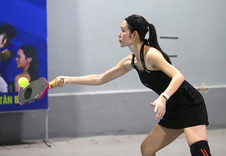 Diễn viên Diệp Bảo Ngọc rướm máu khi thi pickleball, sưu tập hàng chục huy chương - 6