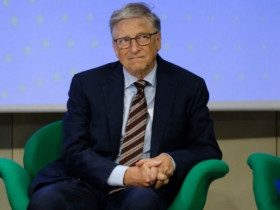 Tại sao Bill Gates lại trở nên nghèo đi?