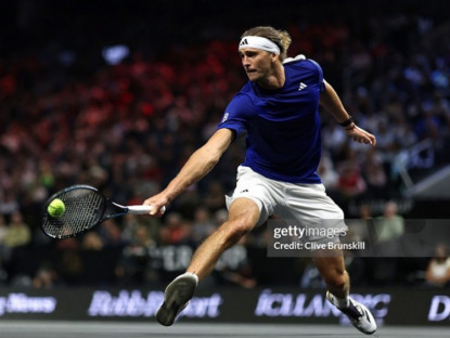 Thể thao - Nóng rực Laver Cup: Zverev bất lực ném vợt, đội Thế giới tiến sát chức vô địch