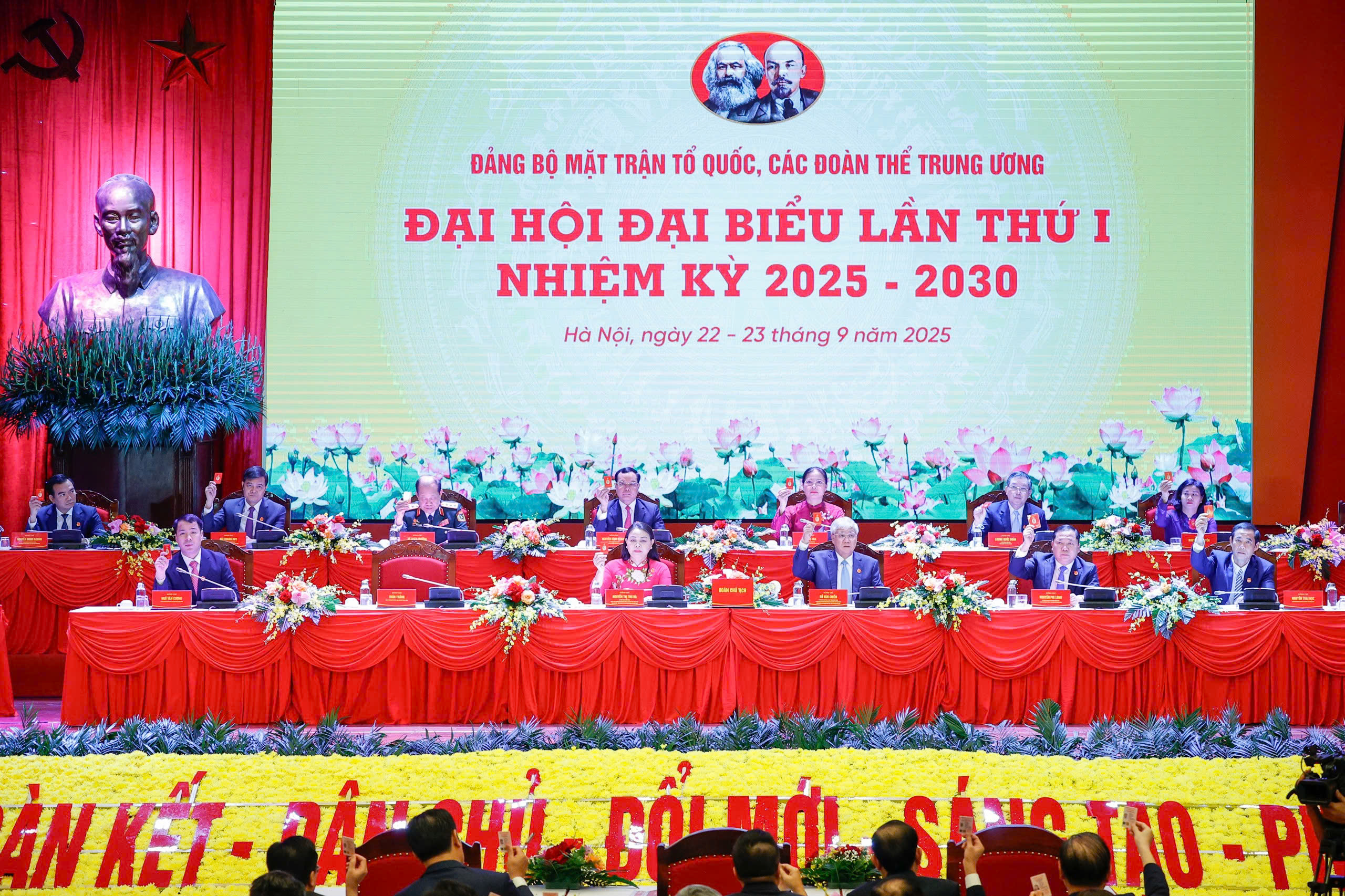 Đại hội Đảng bộ Mặt trận Tổ quốc, các đoàn thể Trung ương tiến hành phiên trù bị - 4