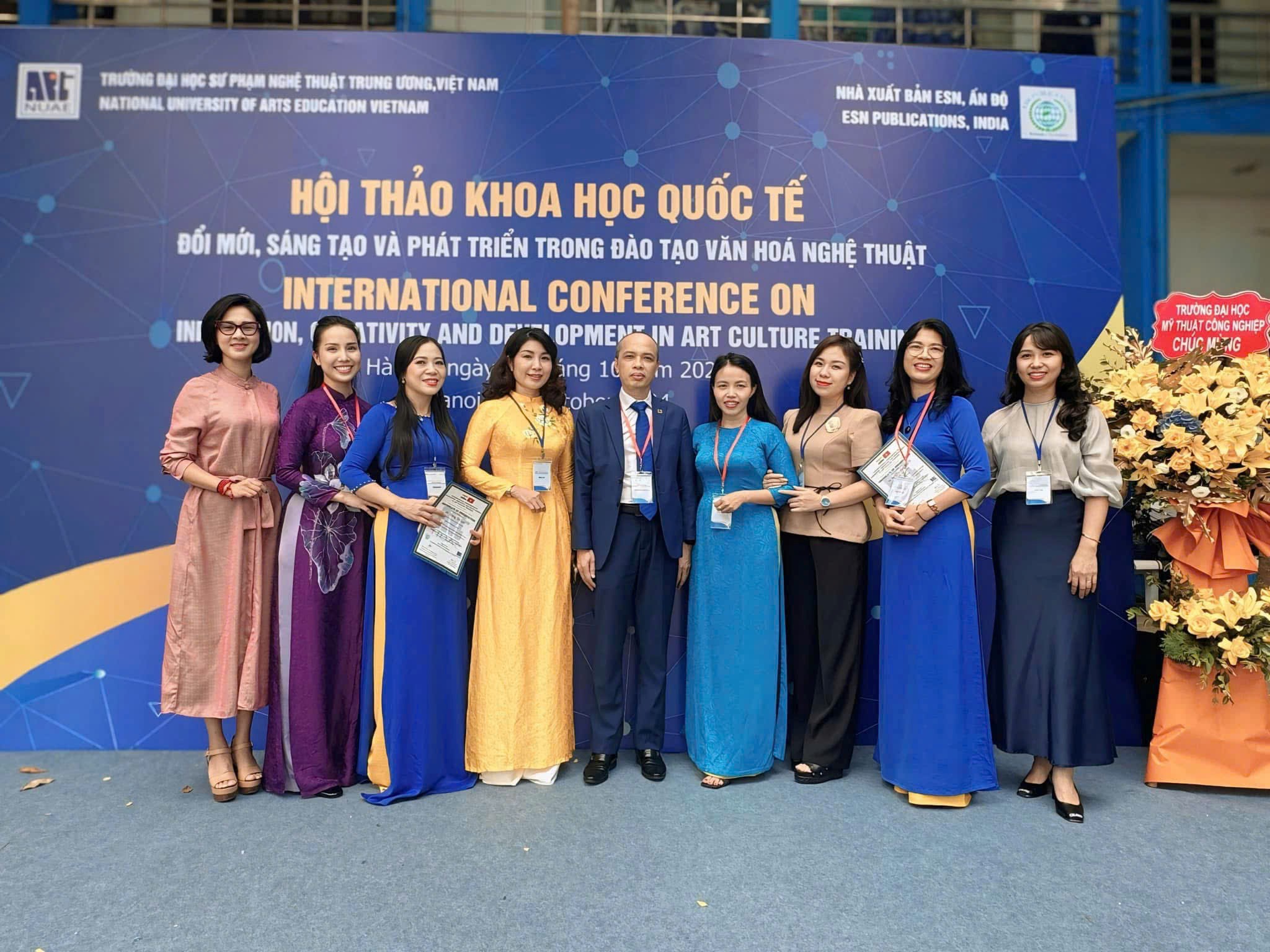 Nữ Tiến sĩ trẻ truyền cảm hứng qua âm nhạc - 5
