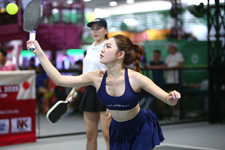 Kiều Trinh so tài dàn hot girl nóng bỏng pickleball, Đặng Yến giành danh hiệu hoa khôi - 1