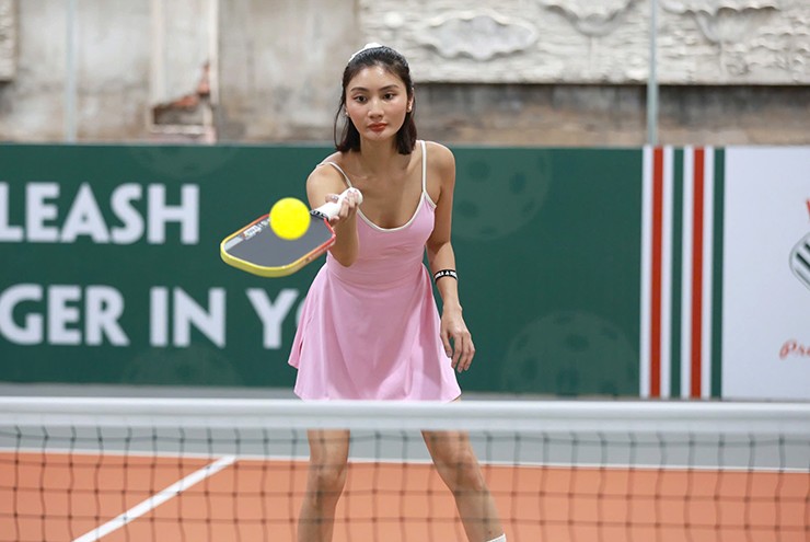 Diễn viên xinh đẹp Thùy Anh tự tin so tài cùng dàn mỹ nhân nóng bỏng - 10