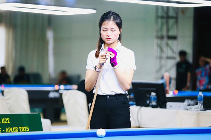 Hot girl bi-a Liên Quỳnh thắng sao hạng 7 thế giới, liên tiếp gặp sự cố hy hữu - 2