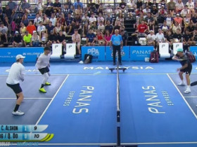 Sao Việt gây sốc pickleball: Thắng đôi số 1 thế giới 1 set, giật vé lịch sử bán kết PPA Cup