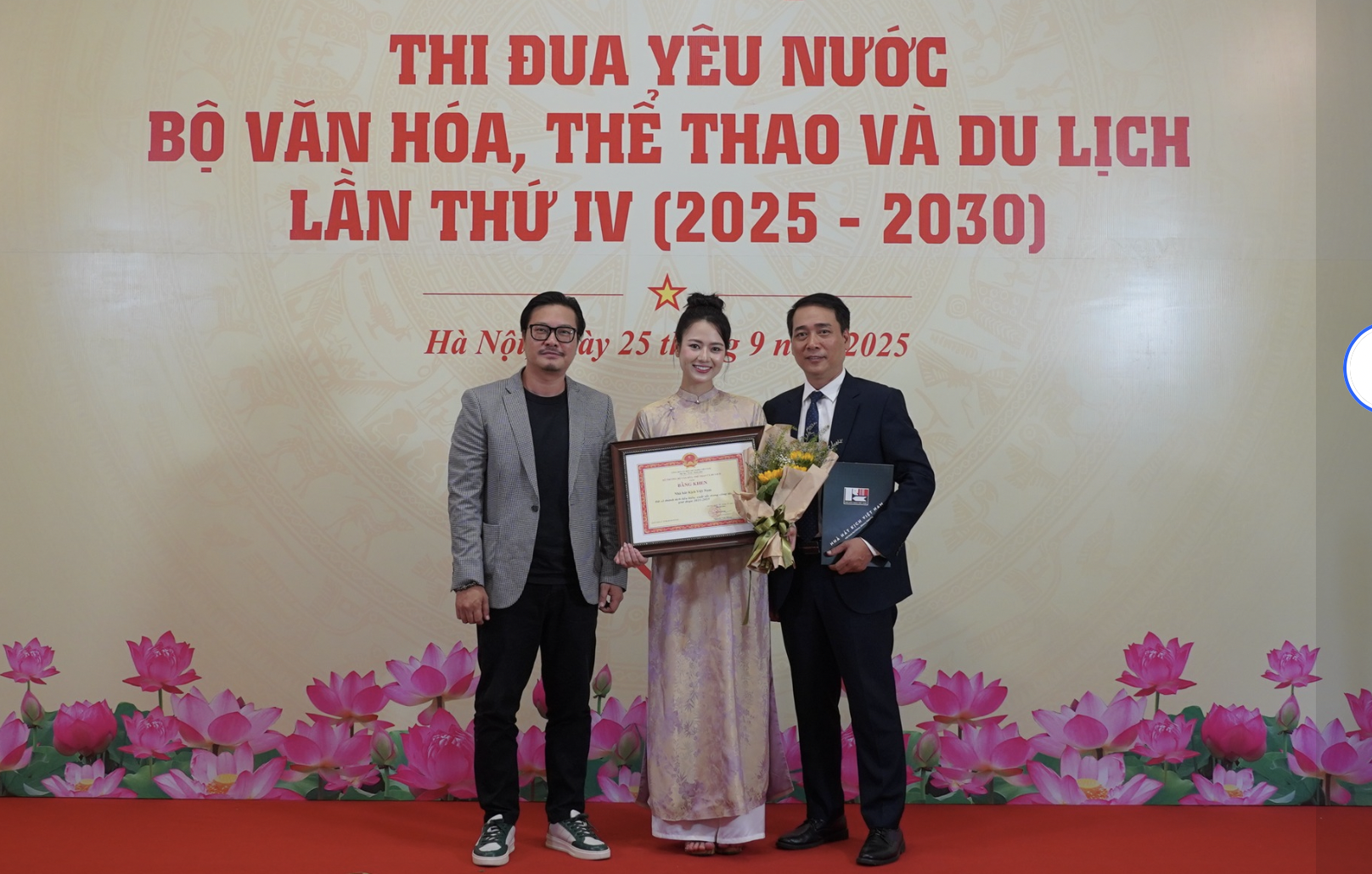 Nghệ sĩ trẻ tiếp nối truyền thống, phát huy tinh thần thi đua yêu nước - 2