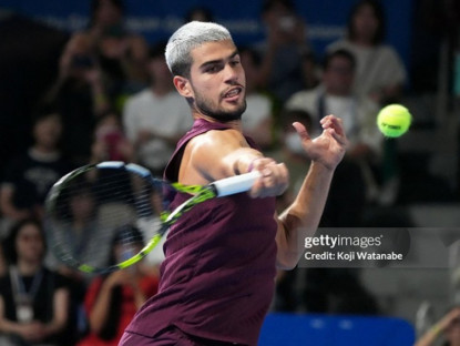 Thể thao - Video tennis Alcaraz - Zizou Bergs: Kịch tính &quot;cơn mưa&quot; break (Japan Open)