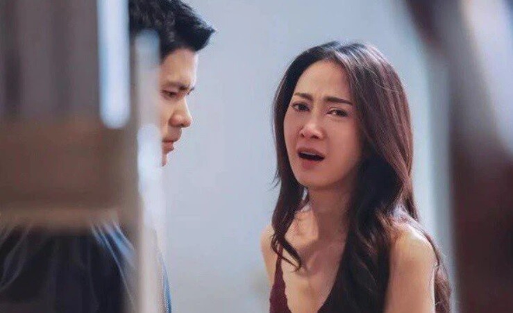 Tôi mừng rỡ báo tin có thai nhưng chồng ôm chặt vợ bật khóc, xin ký vào đơn ly hôn - 2
