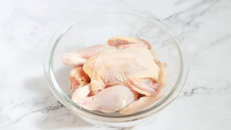 Thả con gà vào nồi cơm điện, 1 tiếng sau được món ngon hương vị ăn đứt ngoài hàng - 2
