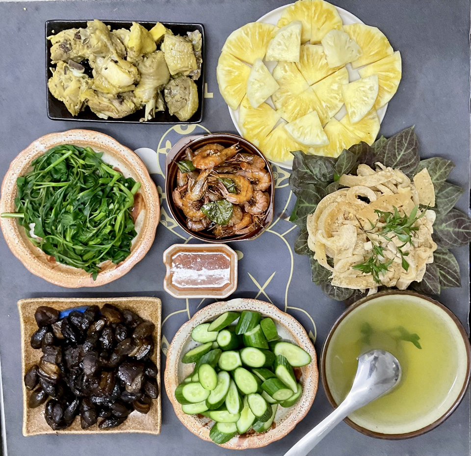 8X khoe loạt cơm ngon, đẹp cả phần nhìn lẫn phần ăn, ông xã hay nói “vợ phải mở nhà hàng mới phải” - 8