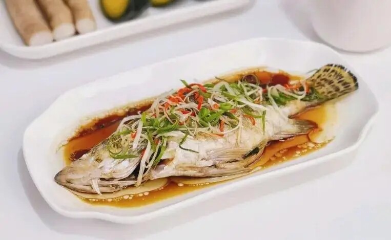 Cá hấp bao lâu thì được? Cho cá vào nồi khi nước sôi hay để nước lạnh? Nhớ 5 bí quyết này, cá hấp sẽ thơm mềm, ngọt thịt! - 6
