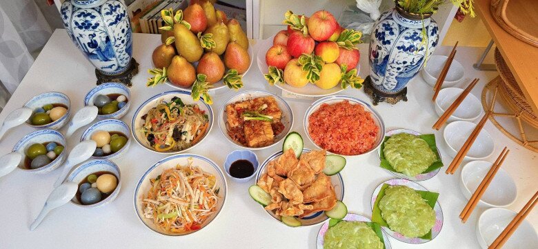 Chị em chia sẻ mâm cỗ cúng Rằm tháng 7, dù mặn hay chay vẫn đủ đầy hương vị và trọn vẹn lòng thành - 8