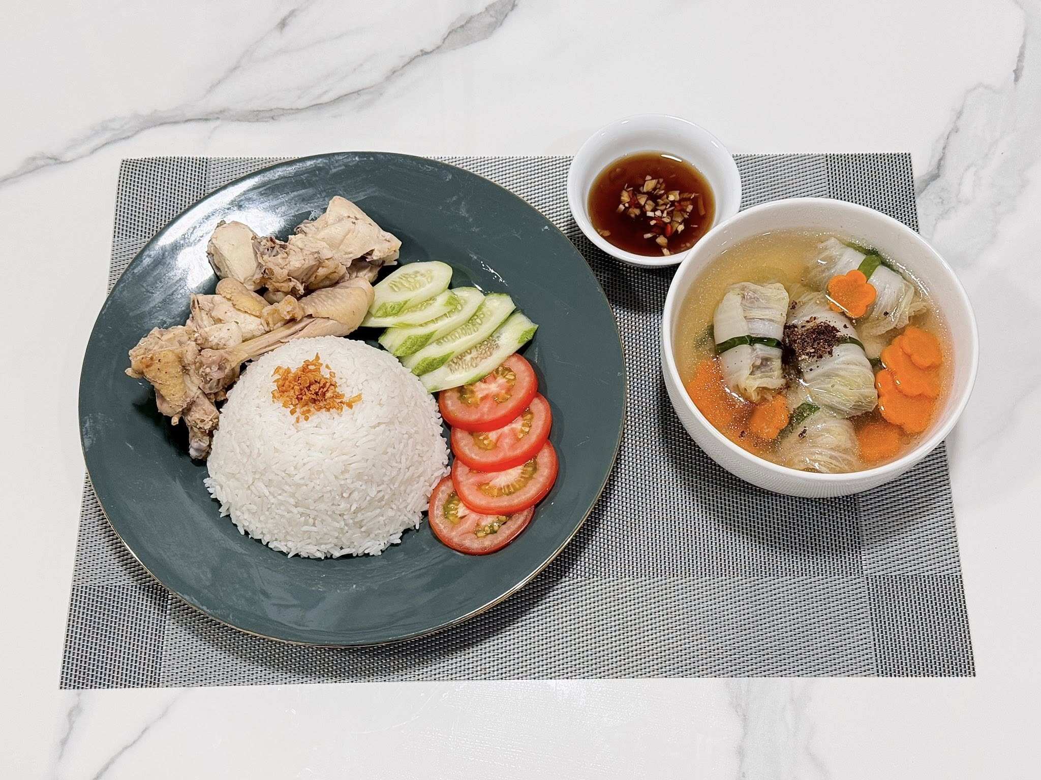 Mẹ bỉm Gen Z vừa khéo chăm con lại chiều chồng, nấu ăn xong còn bày đẹp như ngoài hàng ai thấy cũng khen nức nở - 9