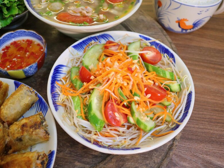 Hôm nay nấu gì: Cơm tối ngon có bát canh chua nhìn chỉ muốn chan hết sạch - 9