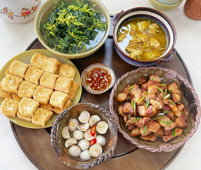 Hôm nay nấu gì: Bữa cơm dân dã mà trôi cơm ngày mưa gió - 1