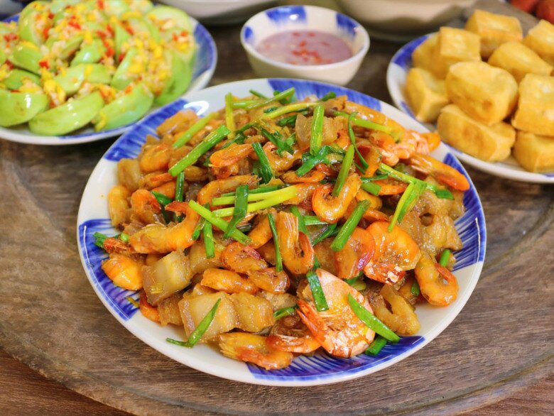 Hôm nay nấu gì: Bữa tối chuẩn vị nhà, ai thấy cũng muốn được về ăn cơm - 3