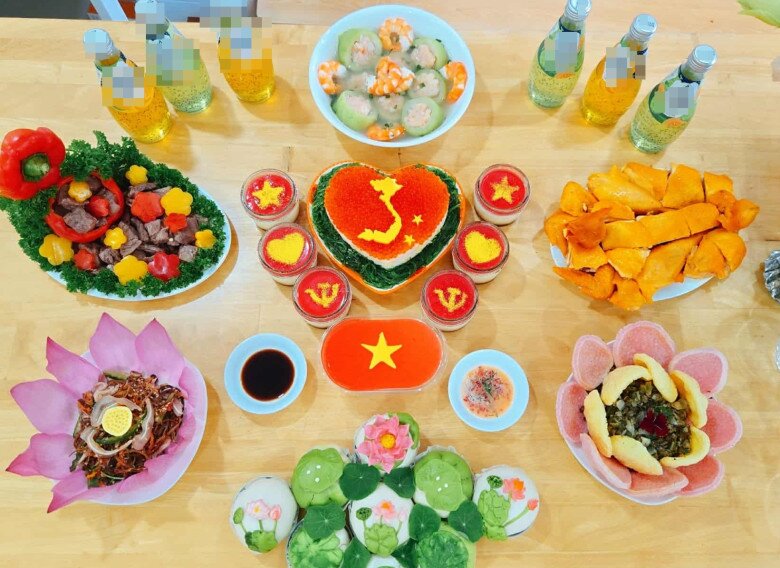 Hôm nay nấu gì: Mâm cơm yêu nước, tổ quốc trong tim - 1