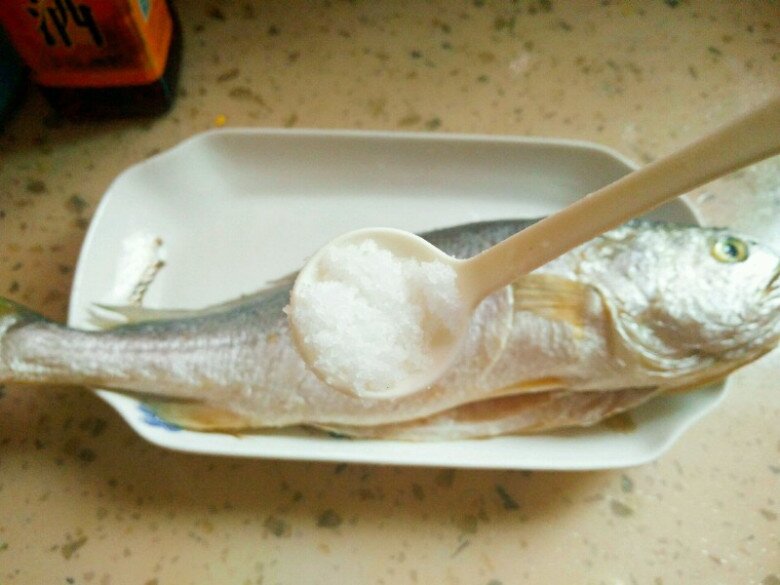 Loại cá giá rẻ nhưng rất bổ, đem hấp hành gừng phải gọi là &#34;đỉnh của chóp&#34;, thanh mát ngày hè - 4