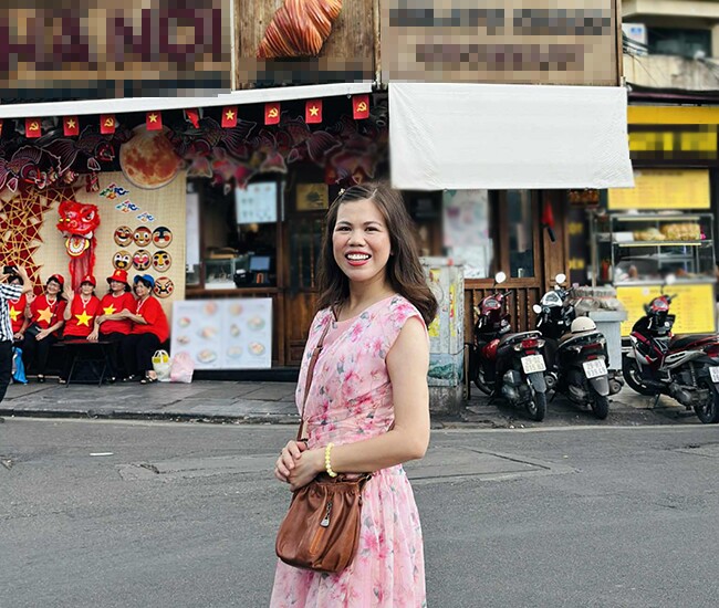 Ngày mưa, mẹ đảm vét tủ lạnh làm cơm rang thập cẩm kiểu &#34;có gì nấu đấy&#34; mà cực ngon - 1