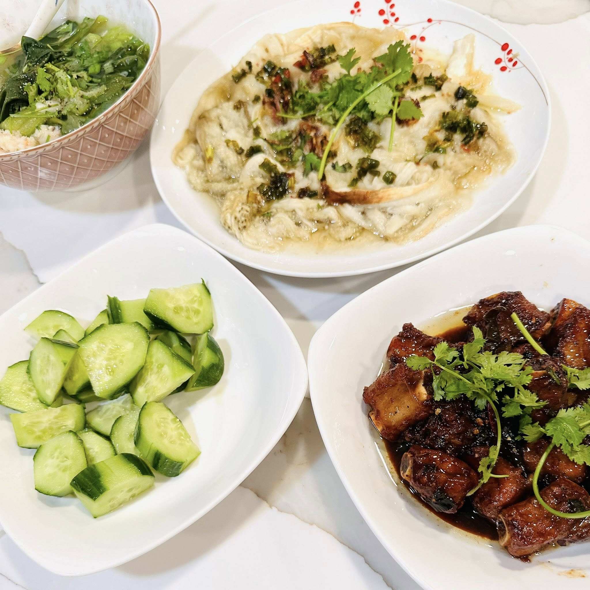 &#34;Chị đẹp&#34; lấy chồng giàu ở Mỹ trên sân khấu nóng bỏng hết cỡ, hóa ra ngoài đời là vợ đảm khéo nấu ăn - 2