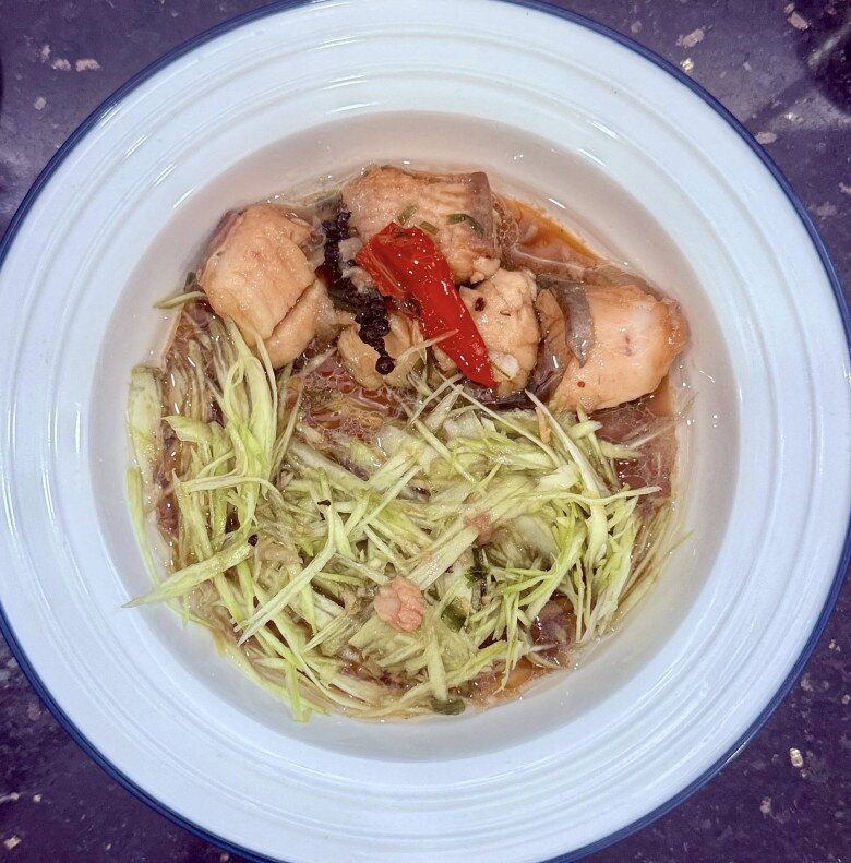 Mẹ Quang phim Mưa Đỏ ngoài đời giỏi nấu ăn, làm cả nồi đồ kho nhưng con trai ruột nói câu không ngờ - 12