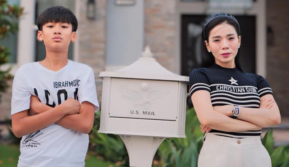 2 người đẹp Việt cùng tên Lệ Quyên đẹp nuột nà sau sinh: Có người U50 vẫn hệt thiếu nữ, nhìn như chị em với con trai - 10