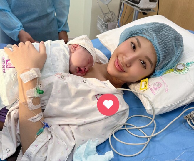 4 người đẹp Việt vừa đón &#34;rắn con&#34;: Ái nữ Xuân Hinh được chồng mạnh tay chi tiền, hot girl Sài thành sinh 1 tháng mới công khai - 1