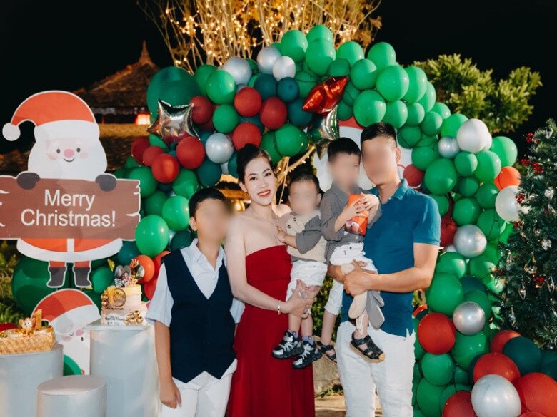 Chị gái Đặng Thu Thảo khoe eo thon sau 4 lần sinh nở, mơ một cô công chúa nhưng trời ban cho tới 4 hoàng tử - 5