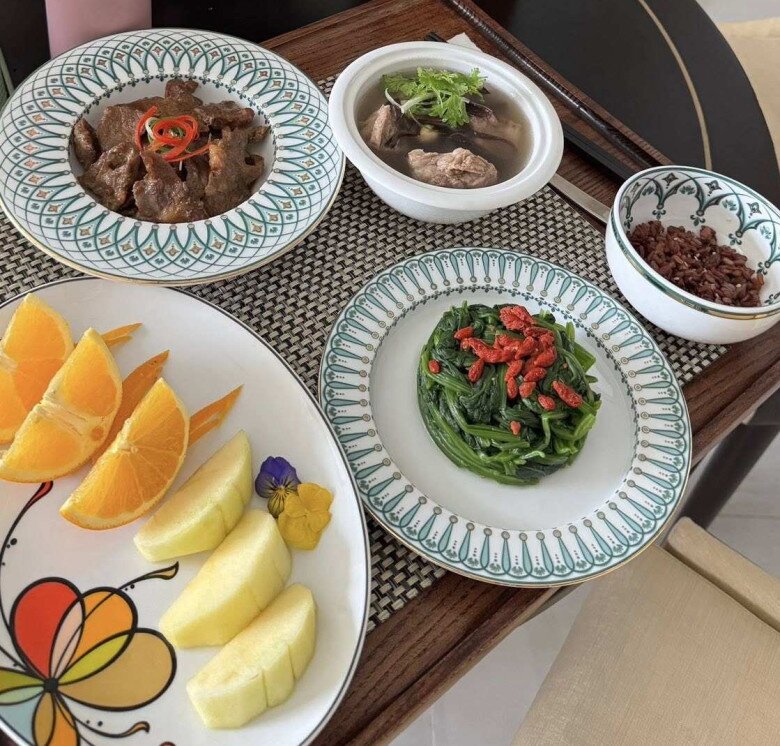 Dàn người đẹp Việt nịt bụng sau sinh: Người giảm 24kg, người eo nhỏ lại sau 4 ngày - 3