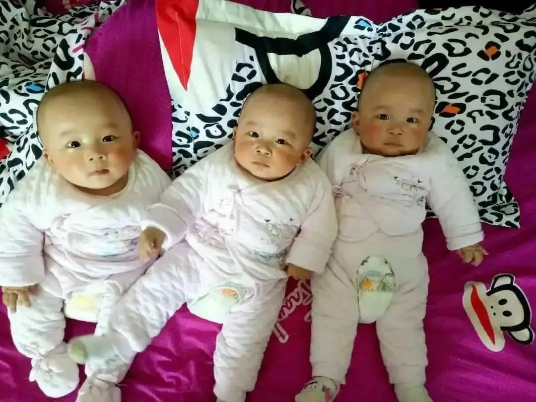Cưới bạn thân thời đại học, cô gái vỡ òa khi bác sĩ thông báo mang thai 4 bé, chồng mừng rỡ như trúng số độc đắc - 2