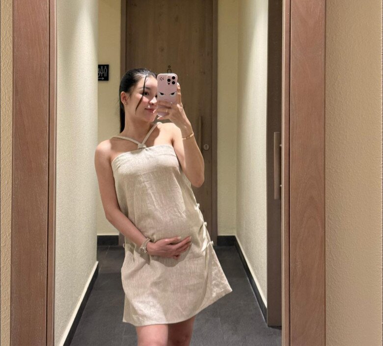 Hot girl Sài thành báo tin vui sau 6 tháng sinh con với thủ môn Đặng Văn Lâm, vòng 2 hiện tại gây chú ý - 5