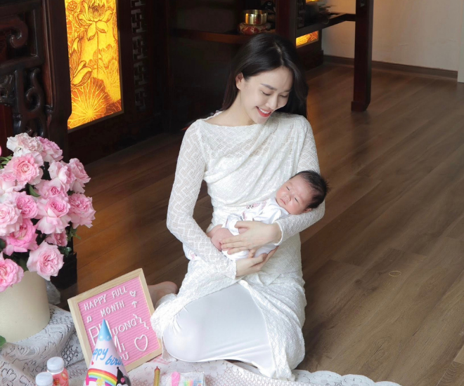 MC là “mẹ 2 con” trẻ xinh nhất VTV khoe dáng nuột sau 1 tháng sinh con, visual như thần tiên tỷ tỷ khiến dân tình mê đắm - 1