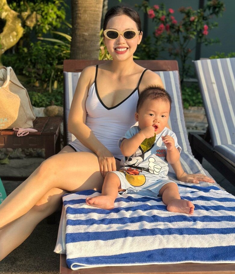 Nữ ca sĩ rời showbiz đẻ 2 con với diễn viên Quang Tuấn, U40 diện đồ tắm đẹp mướt mắt, xin &#34;buông tha&#34; 1 chuyện sau sinh - 3