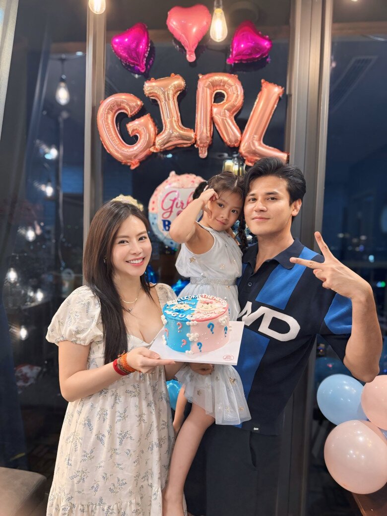 Nữ diễn viên Việt hỏi ý bạn trai đóng cảnh nóng, bầu 6 tháng không dám khoe bụng vì sợ bị la, em bé có máu dancer dù chưa chào đời - 7