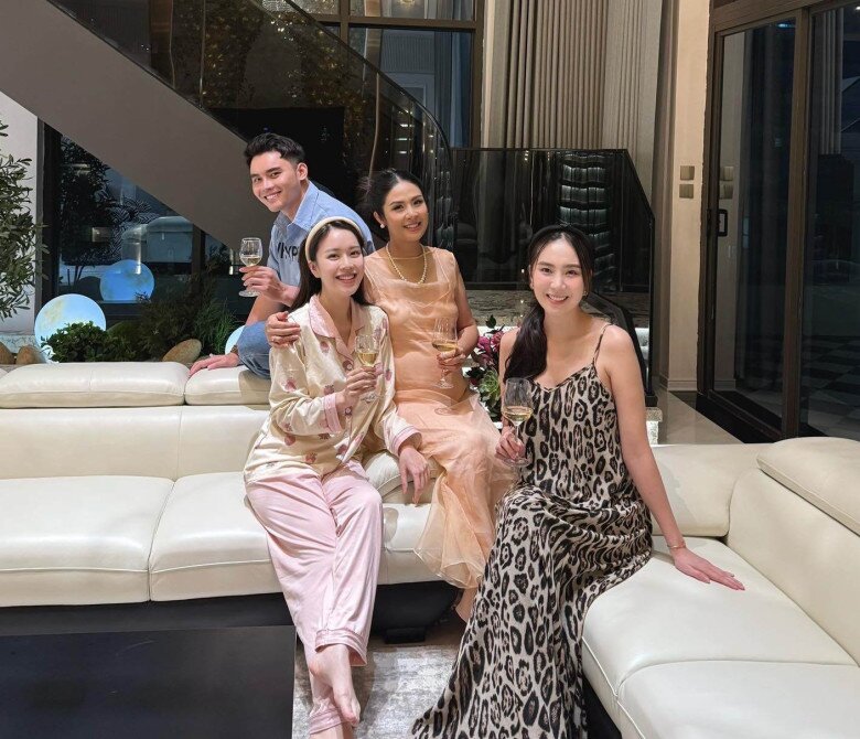 Dàn MC, BTV VTV cùng sinh con trong năm 2025: &#34;Mẹ hai con&#34; Thu Hà về dáng trẻ xinh, đàn em Mai Ngọc bị lừa tiền khi đang ở cữ - 3