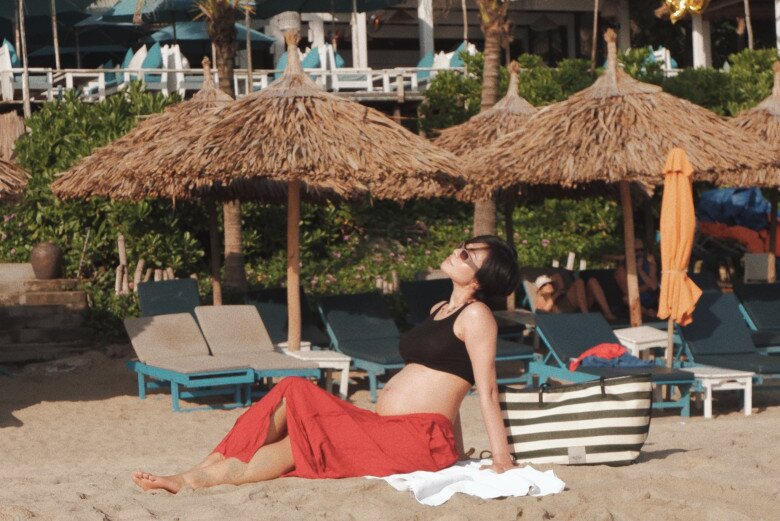 Sao nữ xin vía bầu của H&#39;Hen Niê bụng vượt mặt vẫn xinh, khoe ảnh siêu âm cận mặt em bé nhìn như &#34;photocopy&#34; từ mẹ - 4