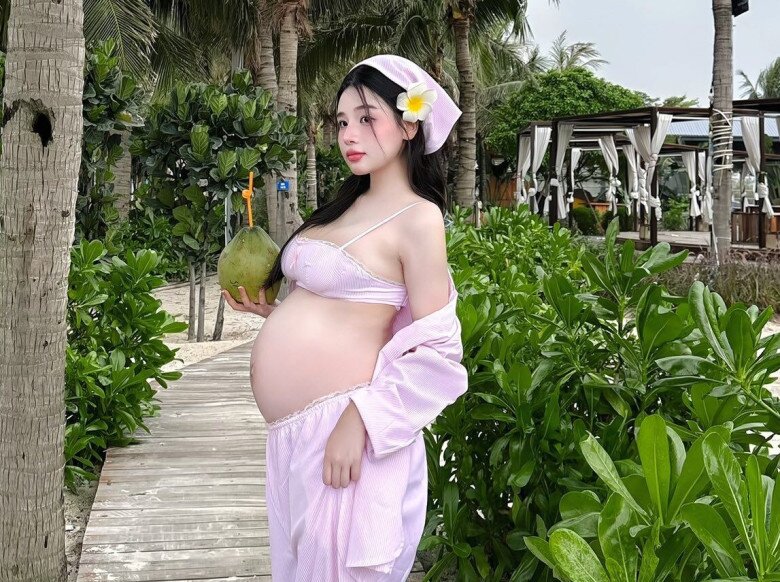 Vợ hot girl của diễn viên Trọng Lân VTV vượt cạn mẹ tròn con vuông, bé trai có 2 má lúm đồng tiền như “sao y” từ bố - 7