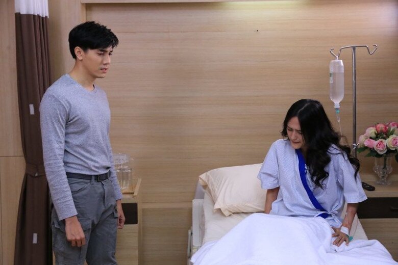 Buổi sáng sau cưới, mẹ chồng giúp tôi dọn phòng ngủ, đêm hôm đó tôi vào viện cấp cứu - 2