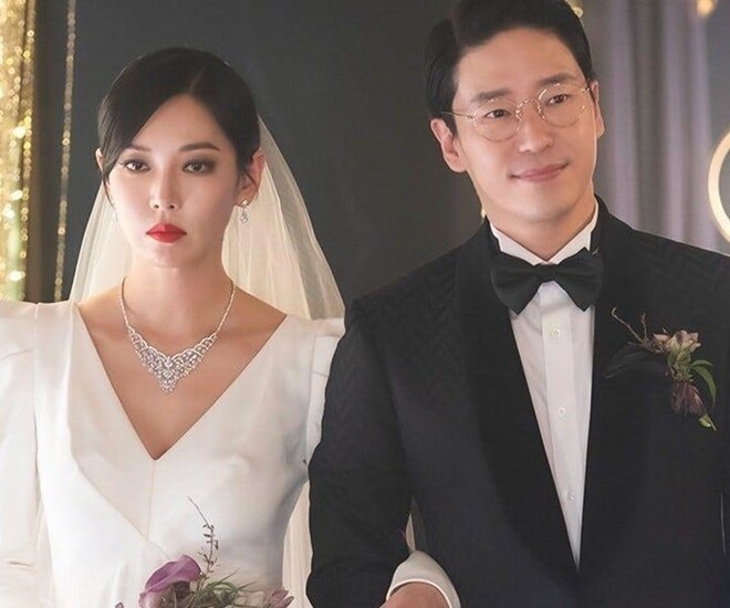 Đến chăm chồng cũ nằm viện, lúc xuất viện anh xin tái hôn, tôi hỏi 3 câu khiến anh tái mặt - 1