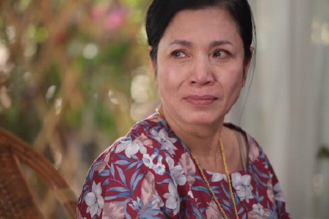 Đến nhà chồng cũ mượn tiền cho con trai cưới vợ, mẹ anh cho giỏ trứng ung, định vứt thì tôi sững người - 2