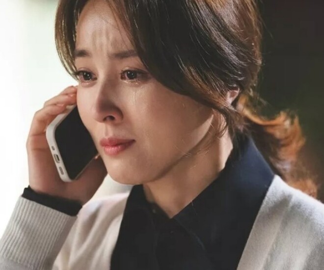 Điểm thi đại học của con gái tôi vừa có, chồng cũ và mẹ anh bất ngờ đưa ra một yêu cầu - 1