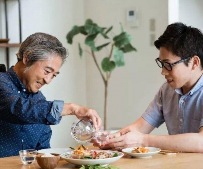 Định cho con trai 1 tỷ mua nhà, vô tình nghe con dâu và thông gia nói chuyện, tôi tăng lên 2 tỷ - 1