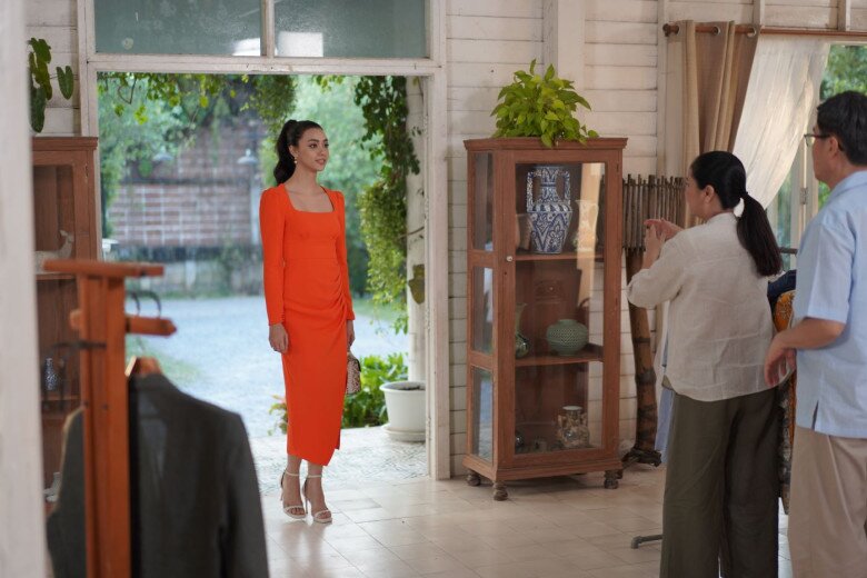 Mẹ ly hôn nhiều năm bỗng mang thai ở tuổi 45, tôi càng sốc hơn khi biết “tác giả” - 2