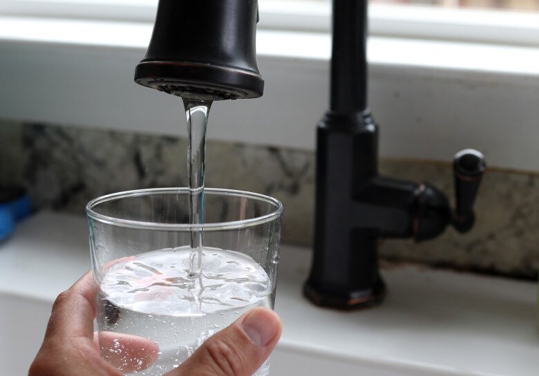 Mua nhầm máy lọc nước chẳng khác gì uống phải nước độc, 90% mọi người không biết 3 “cạm bẫy” này - 6