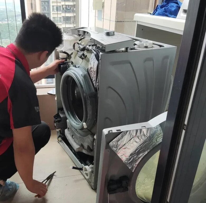 Ngày càng nhiều người đưa máy giặt lồng ngang vào “danh sách đen”, đây là 4 lý do - 4