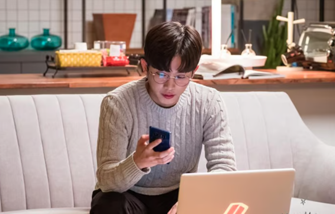 Nhắn &#34;anh nhớ em&#34; cho bạn gái nhưng gửi nhầm sang vợ cũ, đọc tin nhắn hồi đáp tôi bật khóc - 2