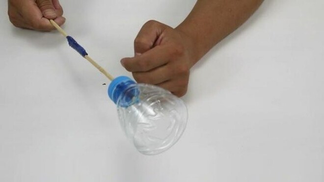 Tại sao nên đặt một đôi đũa trong bồn cầu? Đây là lý do - 3