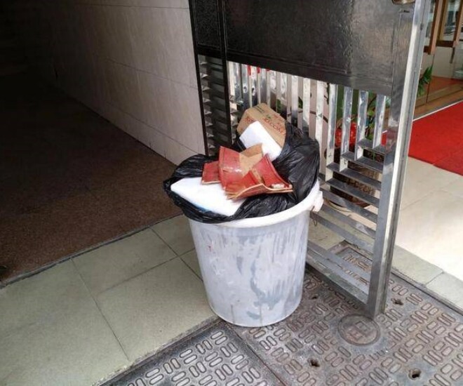Tuyệt đối đừng đặt những thứ này trước cửa nhà kẻo chắn đường Thần Tài, gây hại sức khỏe - 1